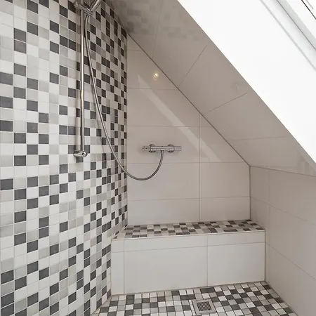 Lägenhet Sorgenfrei -ruhe Und Erholung In Schoener Studiowohnung *