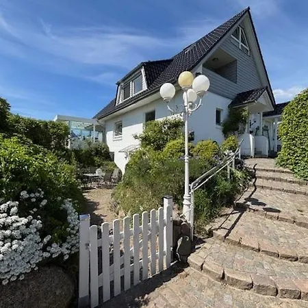 Apartment Sorgenfrei -ruhe Und Erholung In Schoener Studiowohnung Gluecksburg